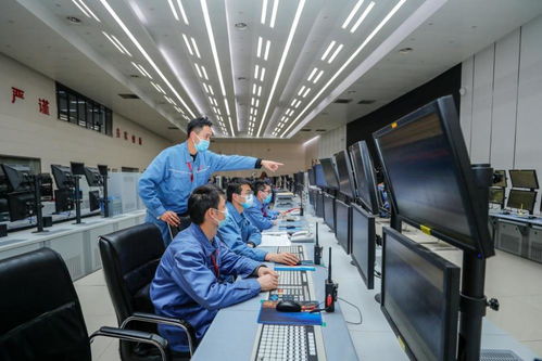 新華全媒+ | 智能巡檢、智慧施工、智控工廠——記者實(shí)地探訪5G+工業(yè)互聯(lián)網(wǎng)應(yīng)用成效